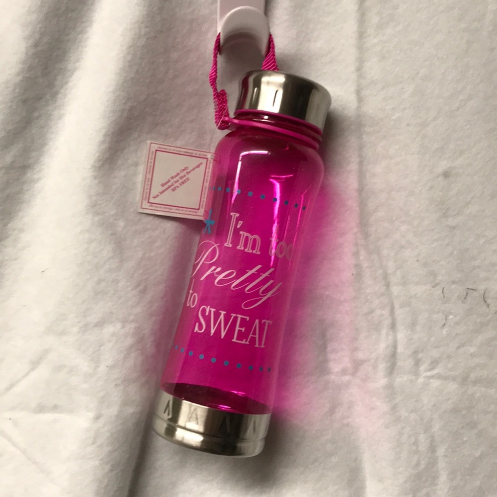 I’m too pretty to sweat water bottle new!